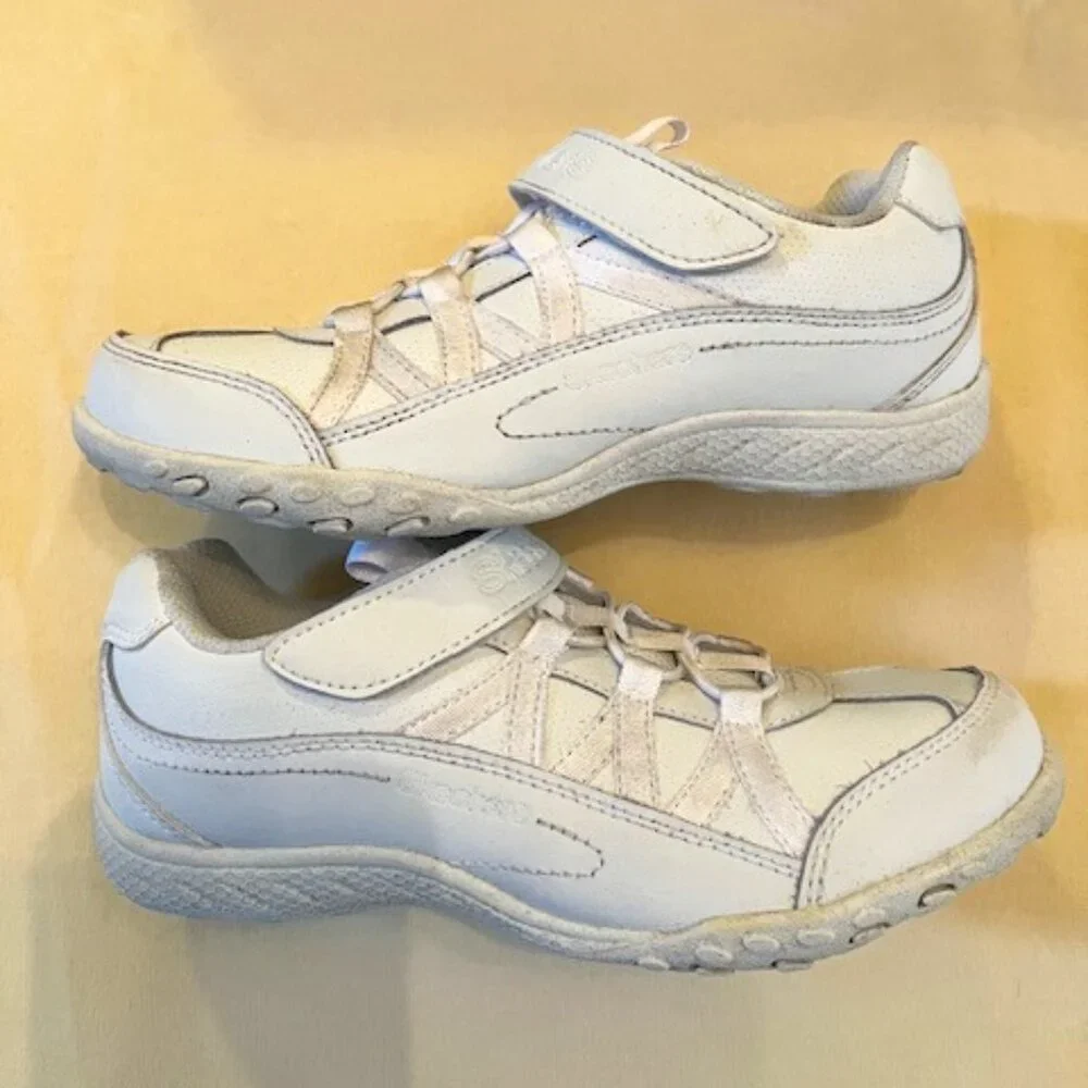 SKECHERS | Relaxed Fit Memory Foam Slip On Sneakers Girls Size 2.5